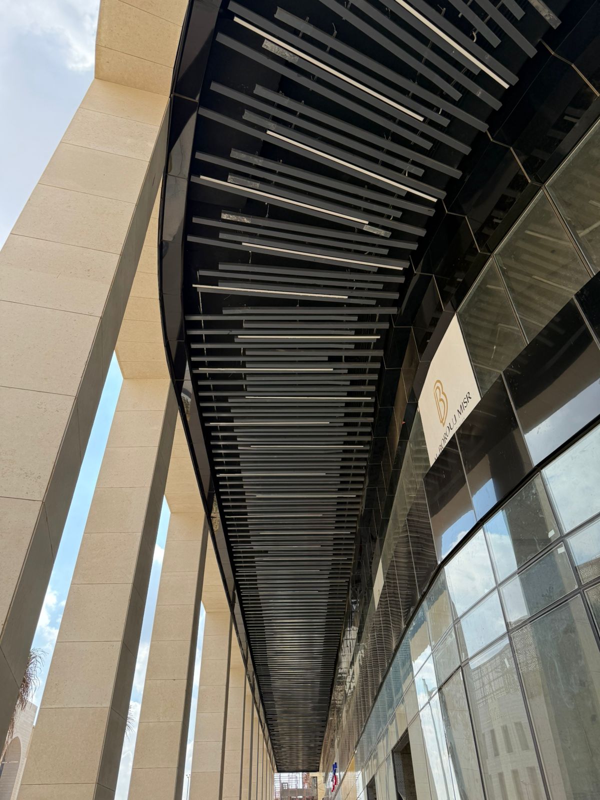 P4 Facade2