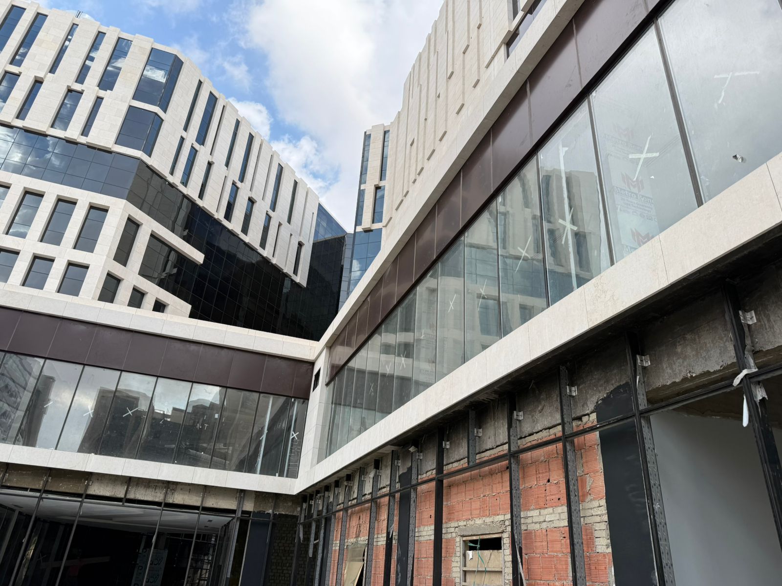 P4 Facade4