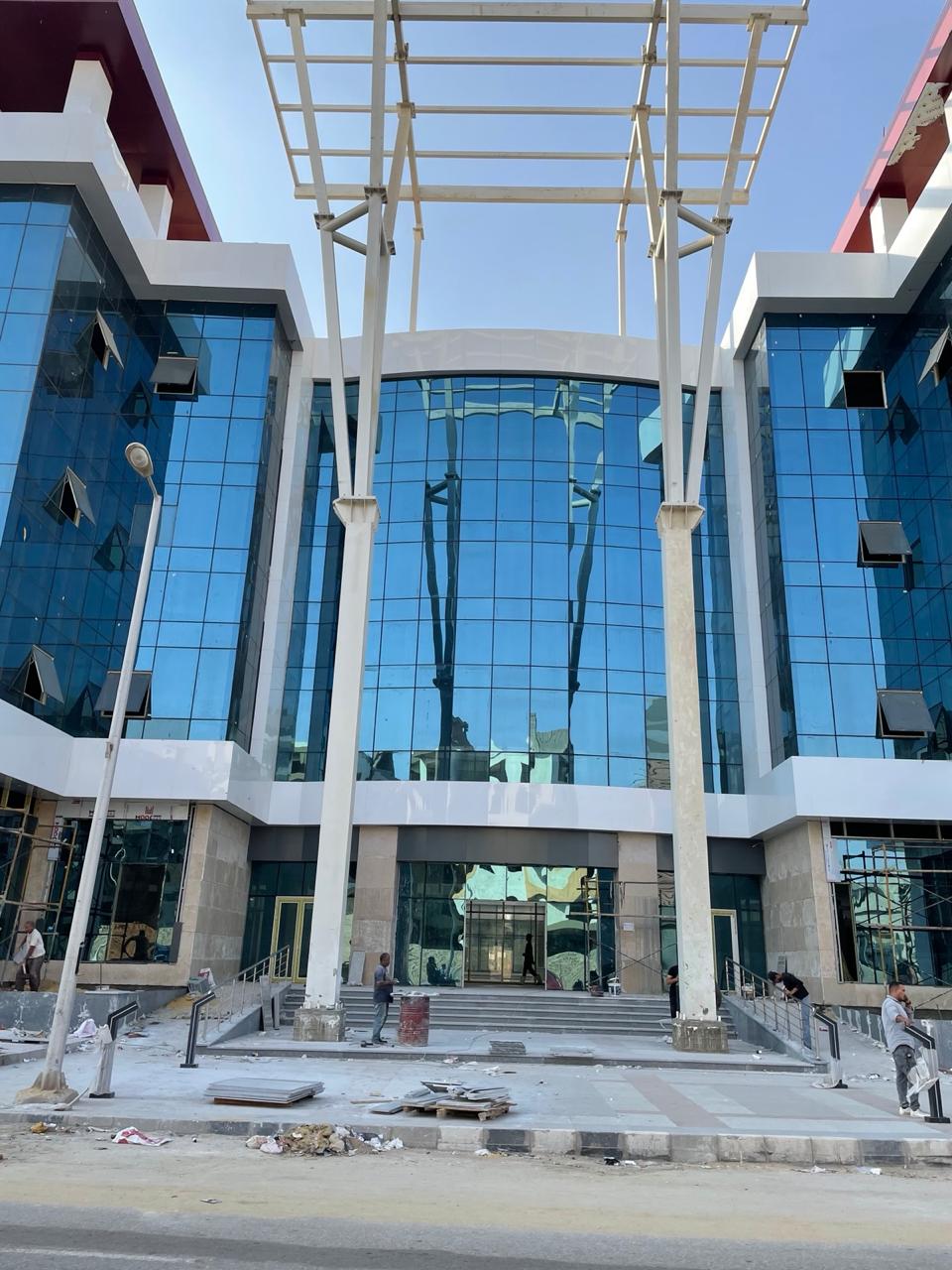 P5 Facade9